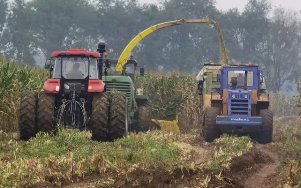 多雨之秋農機人各顯神通  盡最大可能確保&ldquo;三秋&rdquo;農機化生產