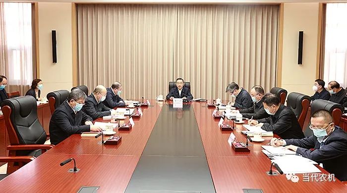 農(nóng)業(yè)農(nóng)村部:正確理解和大力推進(jìn)中國(guó)式現(xiàn)代化 高質(zhì)量完成三農(nóng)各項(xiàng)工作任務(wù) 農(nóng)業(yè)農(nóng)村部:正確理解和大力推進(jìn)中國(guó)式現(xiàn)代化 高質(zhì)量完成三農(nóng)各項(xiàng)工作任務(wù)